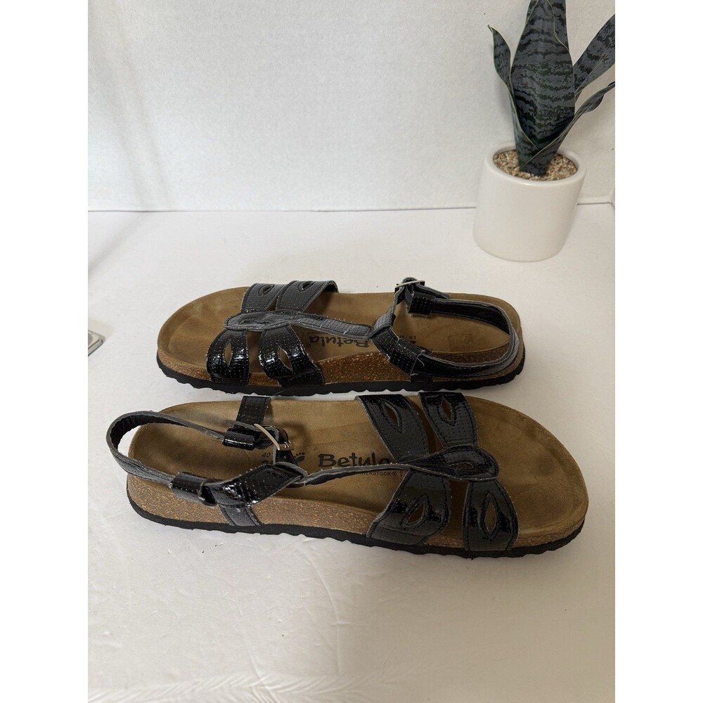 Black Patent Leather Sandals. Betula by Birkenstock. Size 40 - Picture 3 of 8